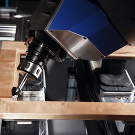 Wood processing Square corner cutting for a glass rebate