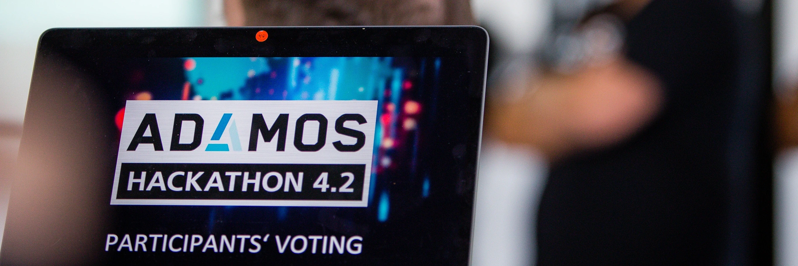 ADAMOS Hackathon participants voting