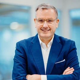 Dr. Jochen Weyrauch Dr. Jochen Weyrauch (Vorstandsvorsitzender der Dürr AG)