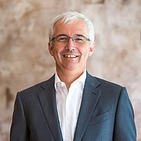 Dr. Daniel Schmitt portrait