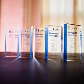 Trophäen des Heinz Dürr Awards