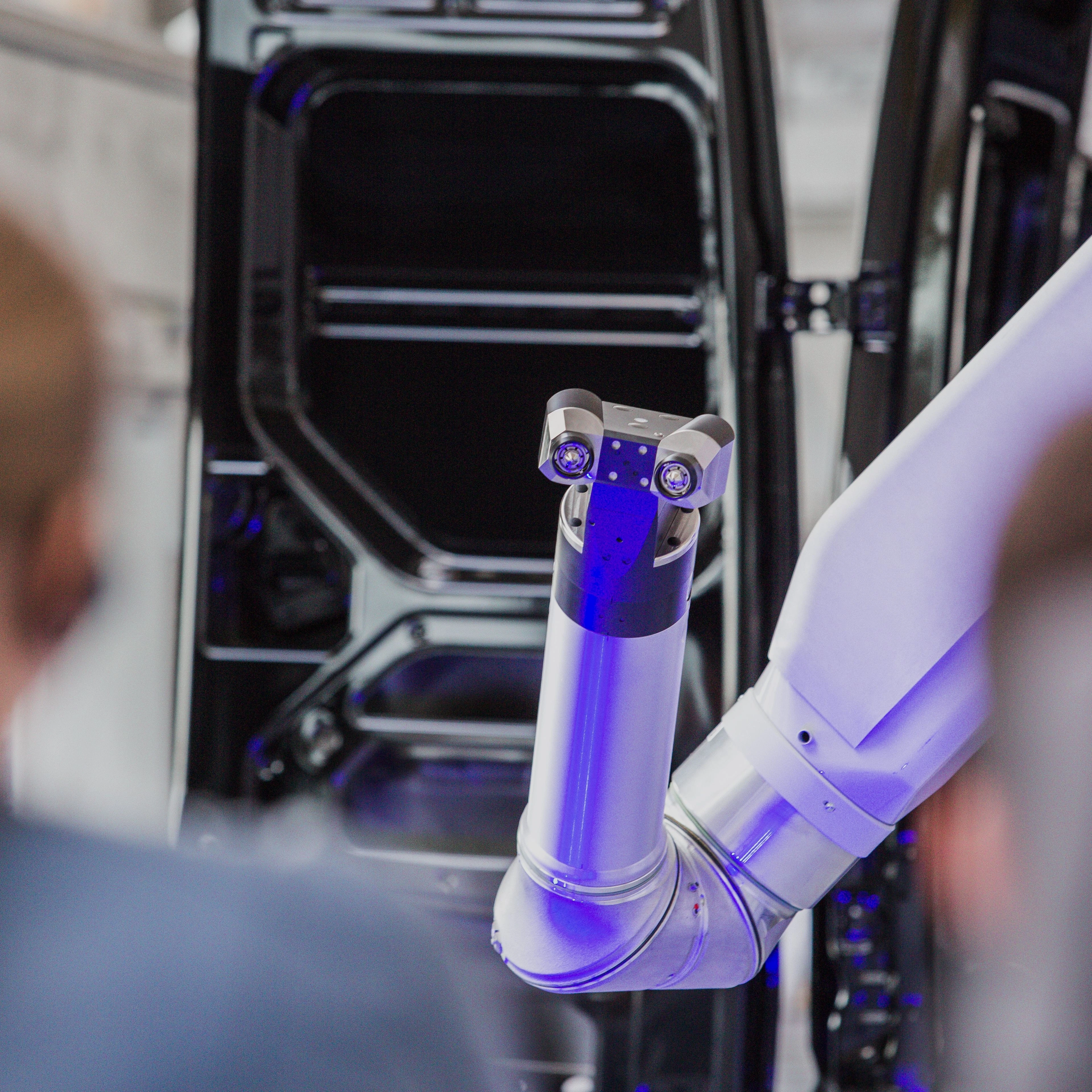 EcoRP S053i swing-arm robot