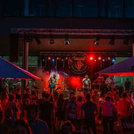 The party band “Lollies” at the Dürr summer party