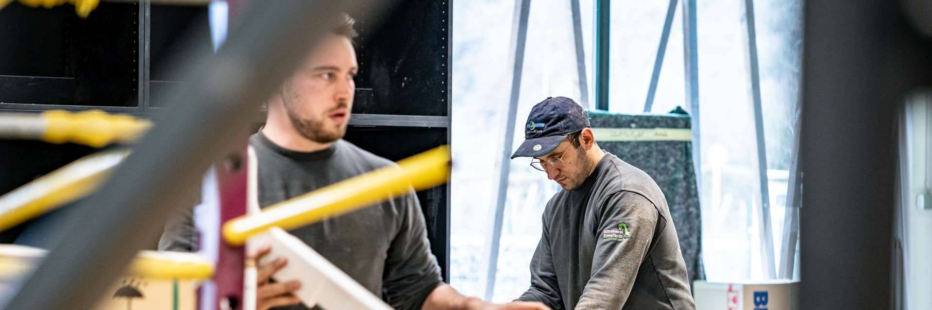 employees working on orders