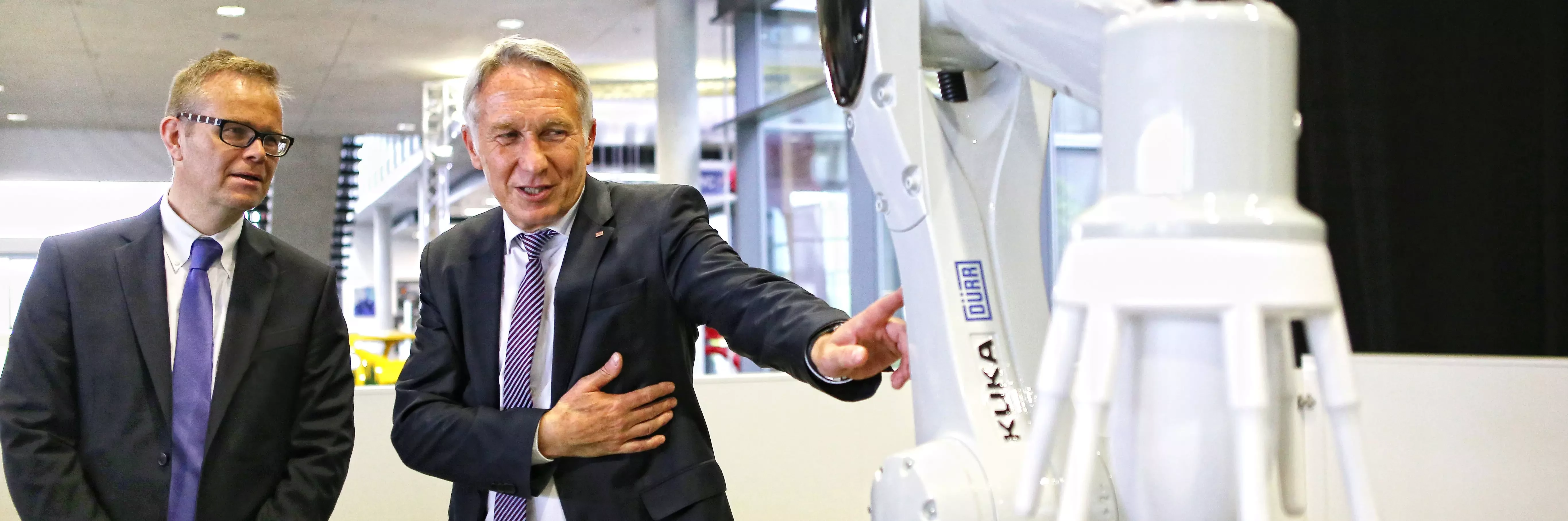 Dürr and Kuka introduce robot system