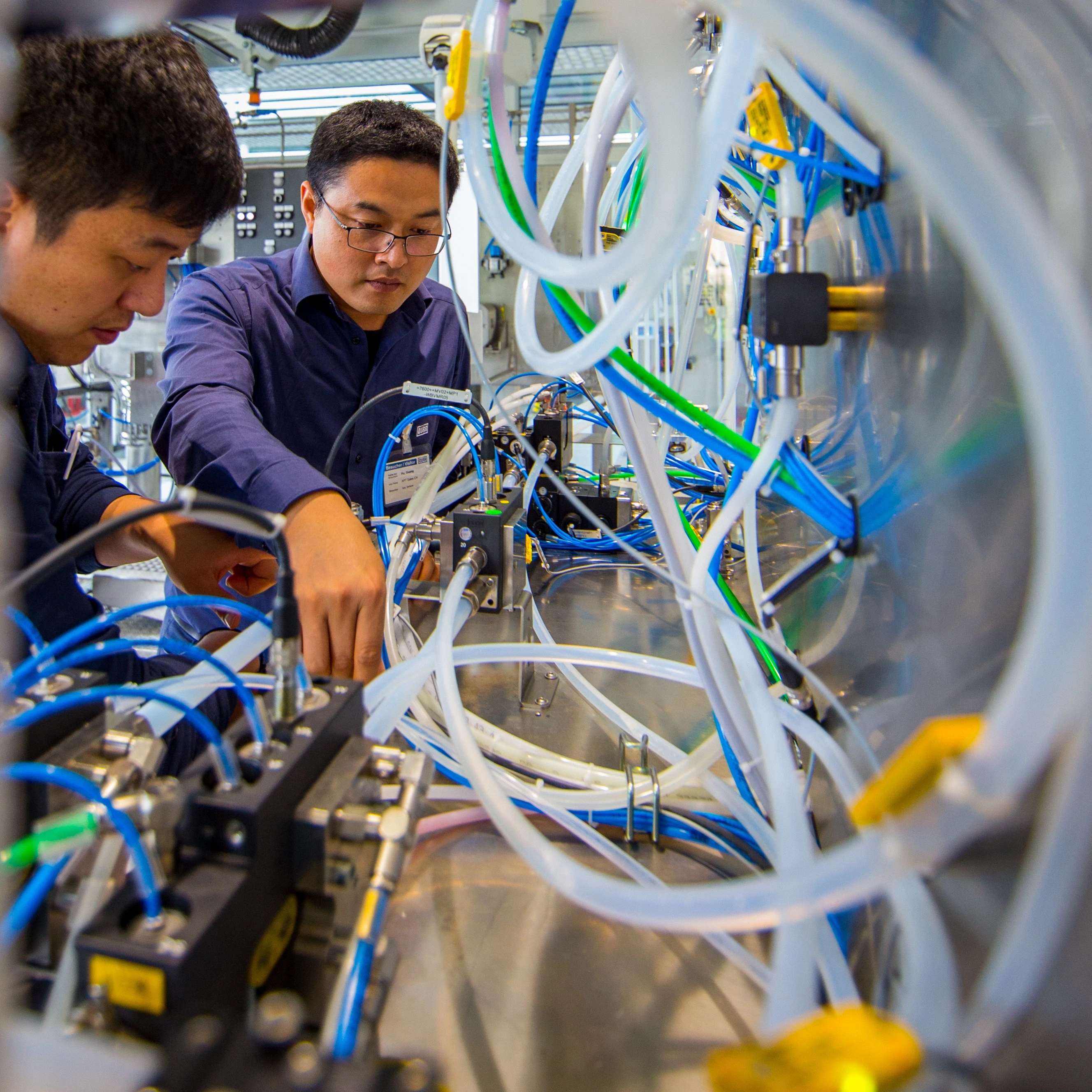 employees in the testcenter in Bietigheim