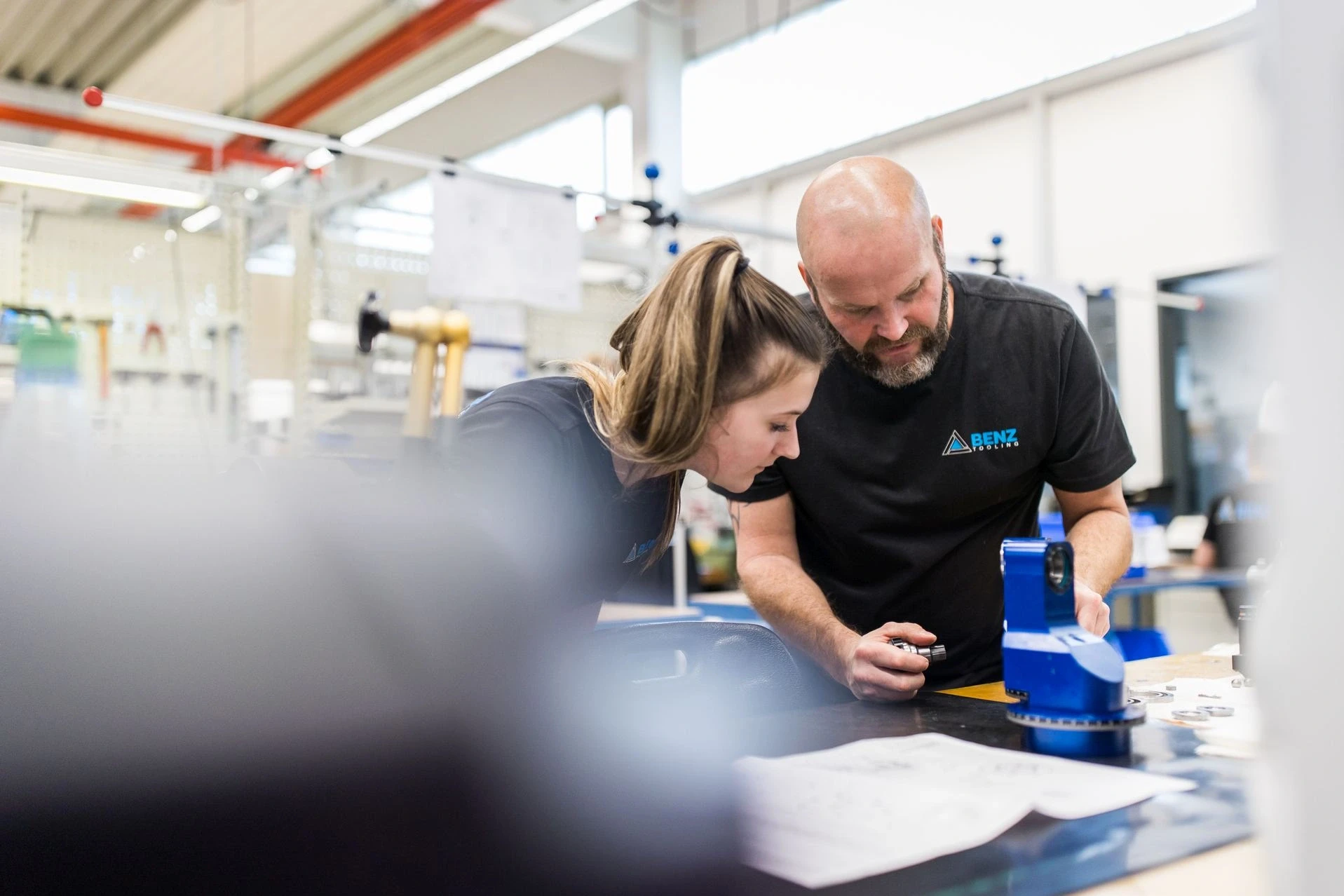 Dedicated employees in the BENZ factory 