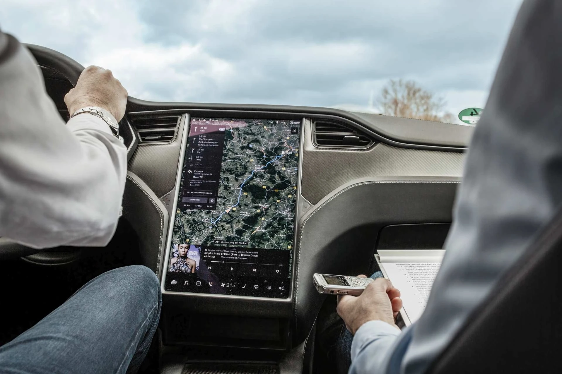Jochen Weyrauch using Tesla navigation system