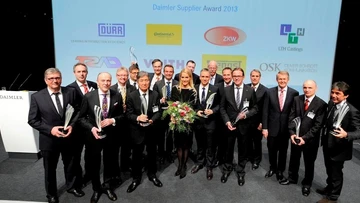 Group photo of Daimler Supplier Award